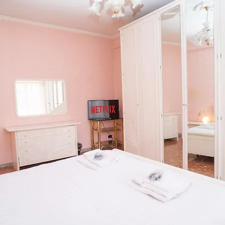 Charme Vintage And Comfort Two Steps From Metro A Апартаменты Рим